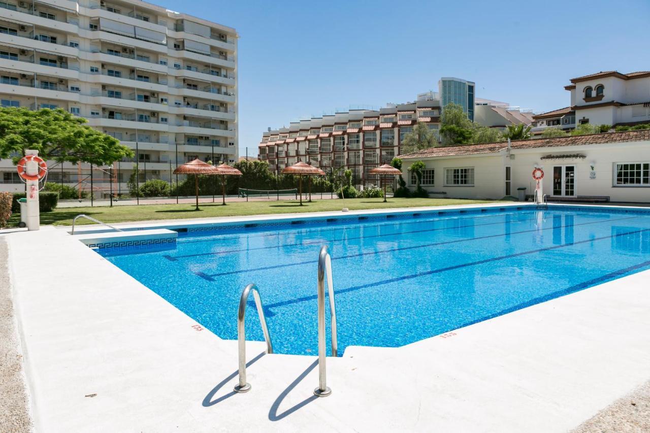 Malagadevacaciones - La Carihuela Palace Torremolinos Esterno foto
